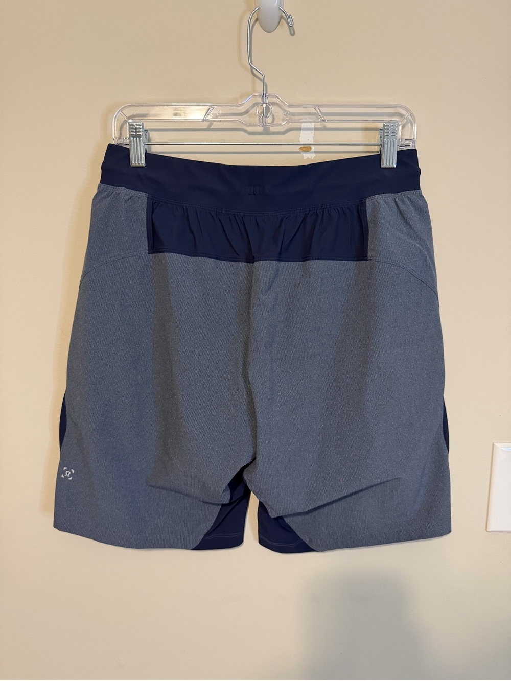 Lululemon Men's Namaste At The Beach Shorts - Picture 5 of 9